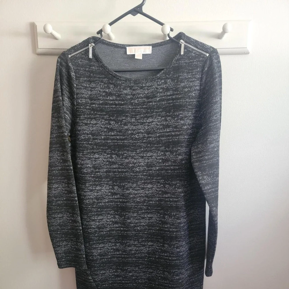 Michael Kors Women's Medium Knee Length Crew Neck Dress Zipper Asymmetrical Hem